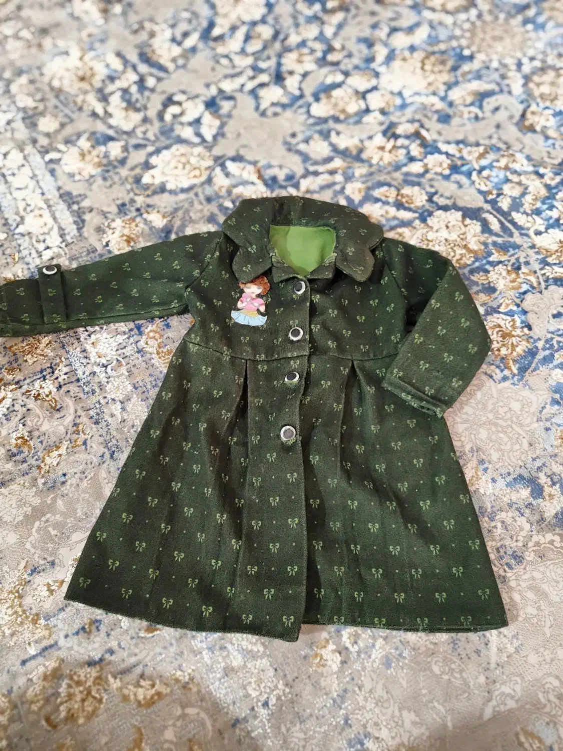 پالتو و چندلباس مختلف بچه گانه|کفش و لباس بچه|خرم‌آباد, |دیوار