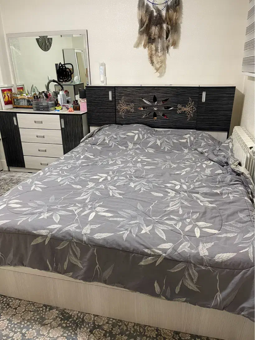 سرویس خواب|تخت و سرویس خواب|شاهین‌شهر, فیض|دیوار