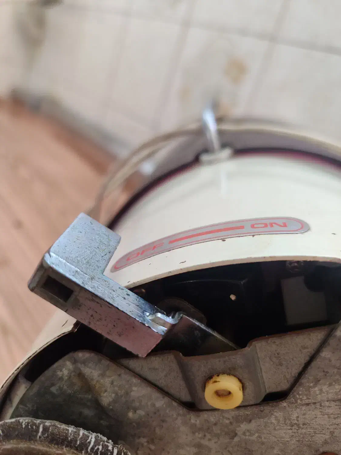 آب میوه گیری قدیمی توشیبا|آبمیوه‌گیر و آب‌مرکبات‌گیر|تبریز, |دیوار