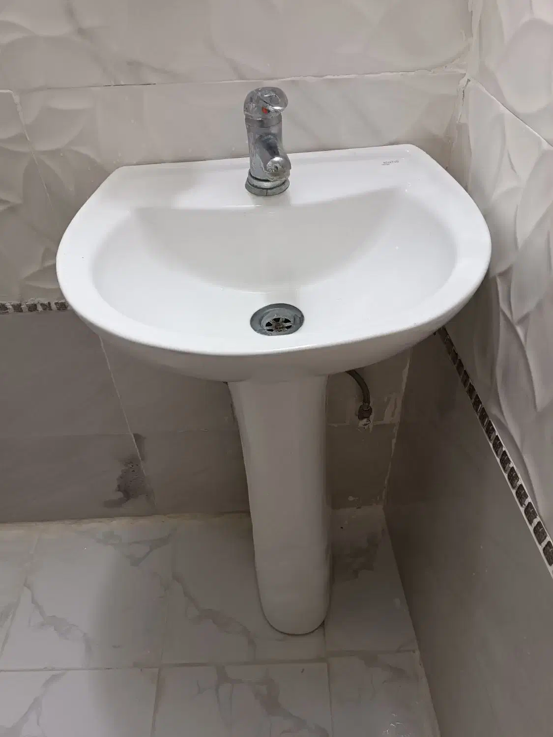 روشویی کوچک|لوازم سرویس بهداشتی|محمدشهر, شهرک پیام (مهرالبرز)|دیوار