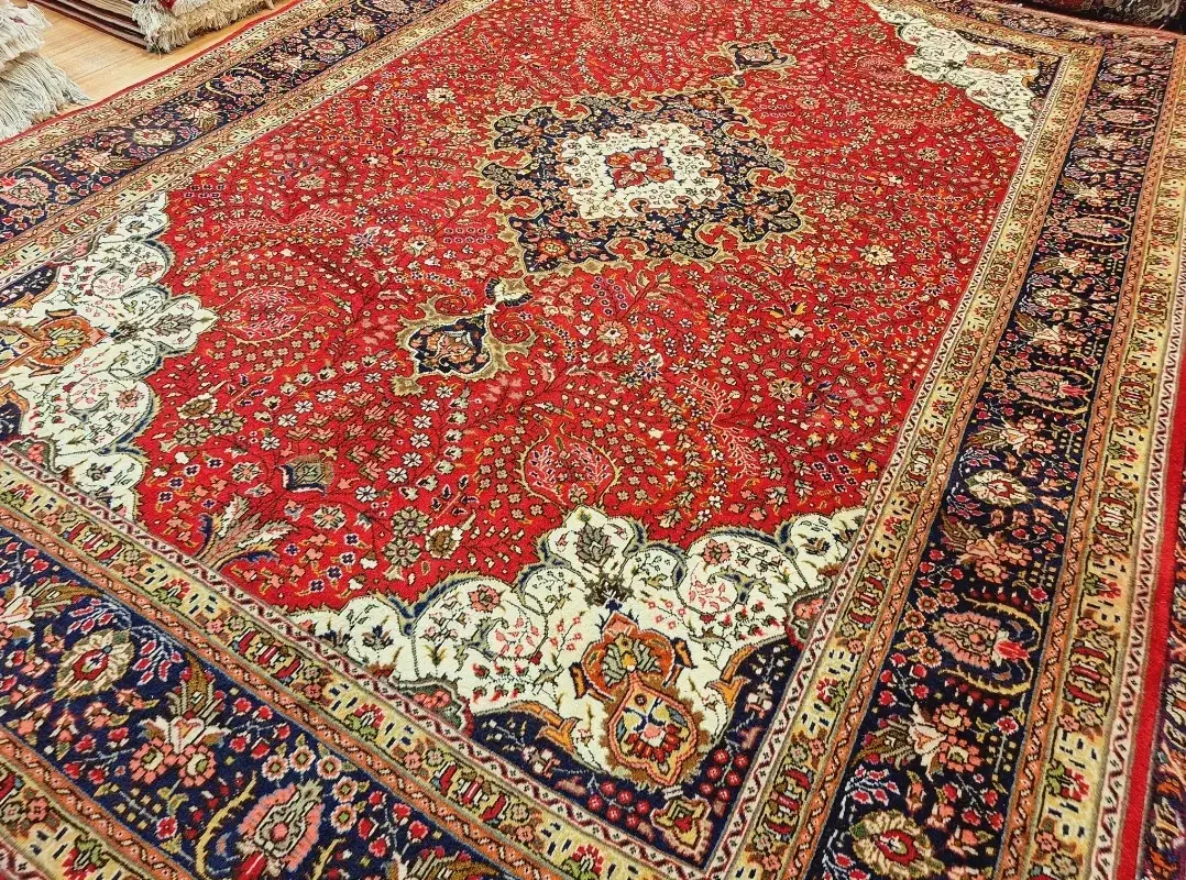 ۹متری دستباف آذرشهر تبریز قرمز رنگ|فرش|تهران, اکباتان|دیوار