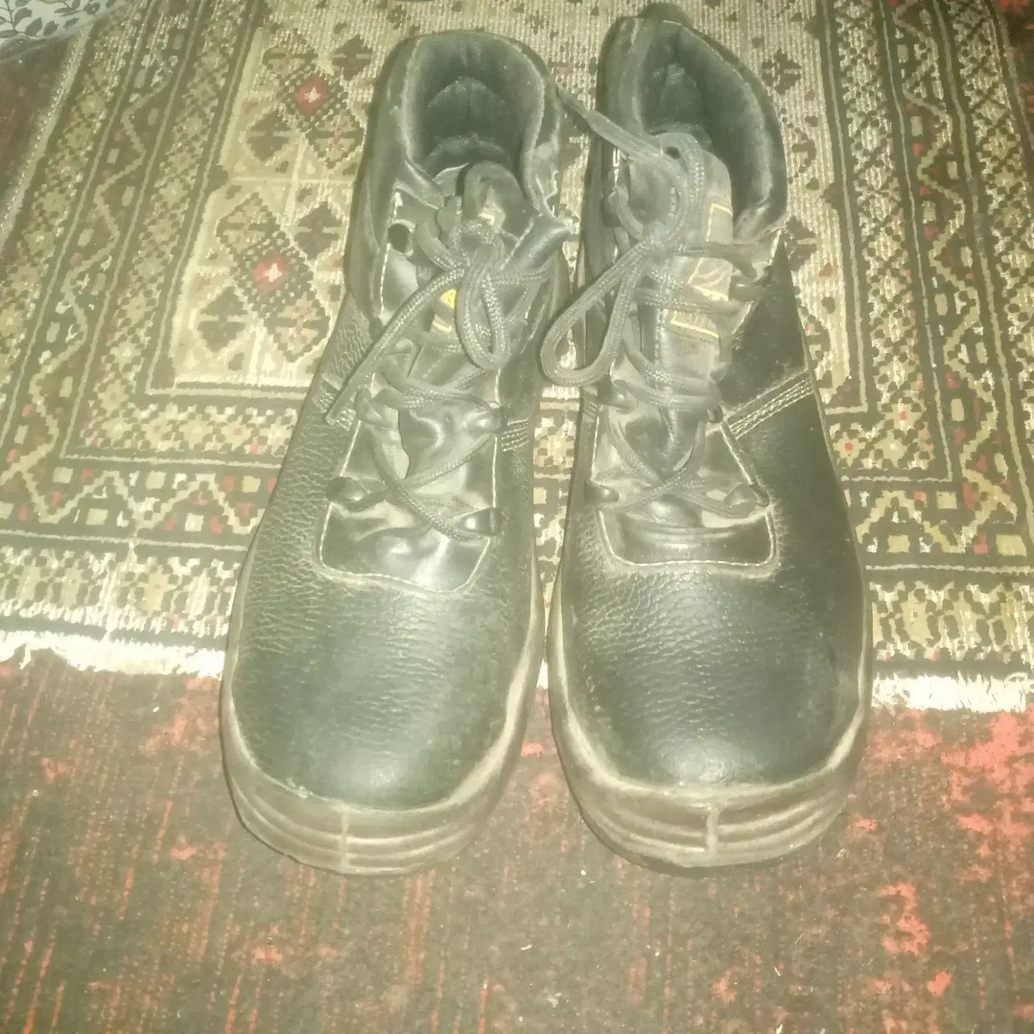 کفش کار|کیف، کفش، کمربند|تربت‌حیدریه, رضاشهر|دیوار