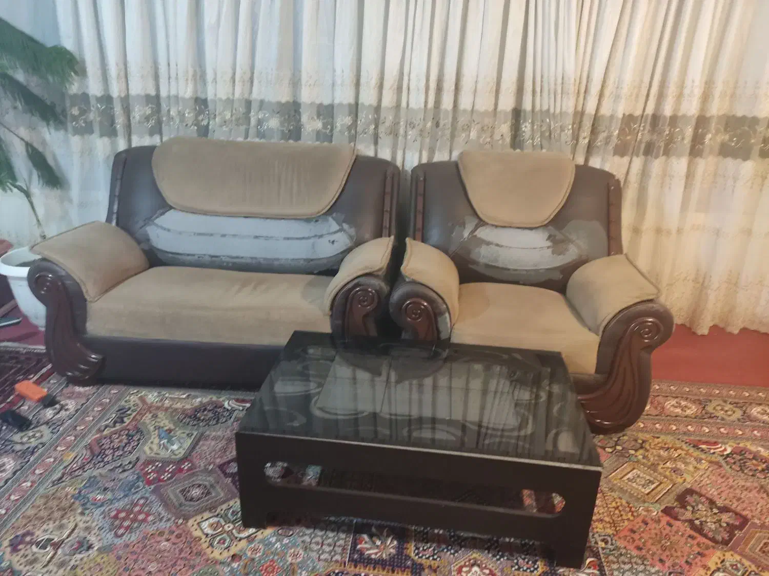 یک دست مبل هفت نفره|مبلمان خانگی و میز عسلی|ملایر, |دیوار