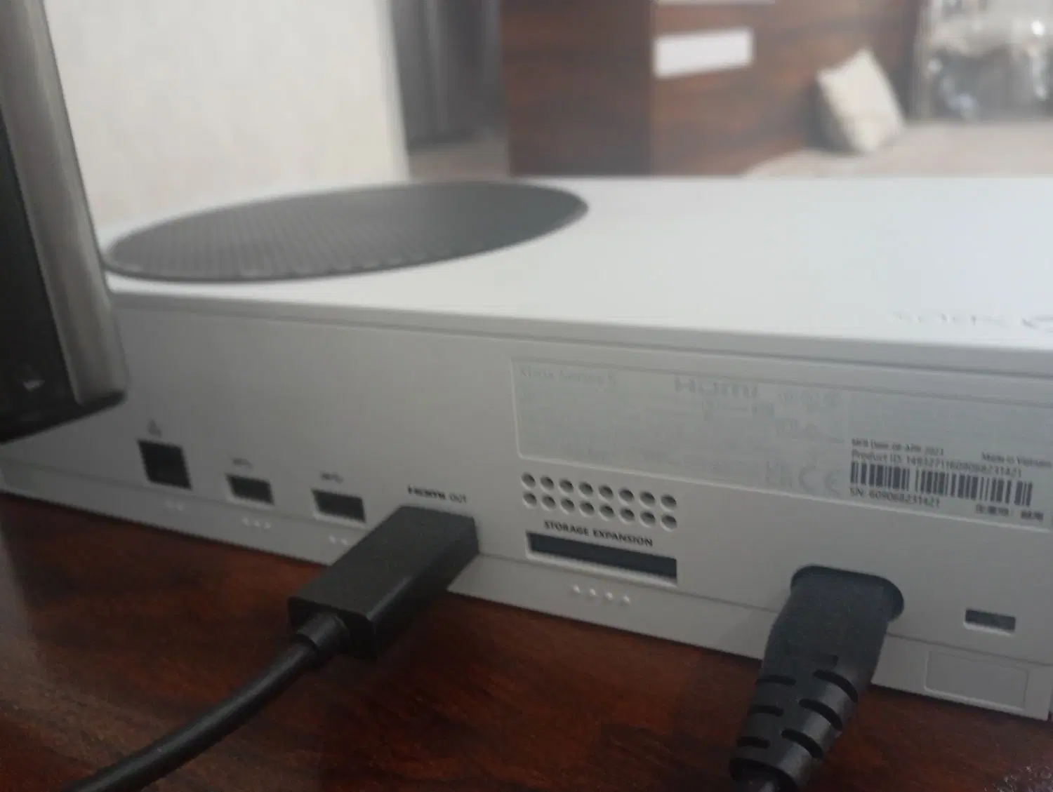 Xbox|کنسول، بازی ویدئویی و آنلاین|پرند, فاز ۴|دیوار