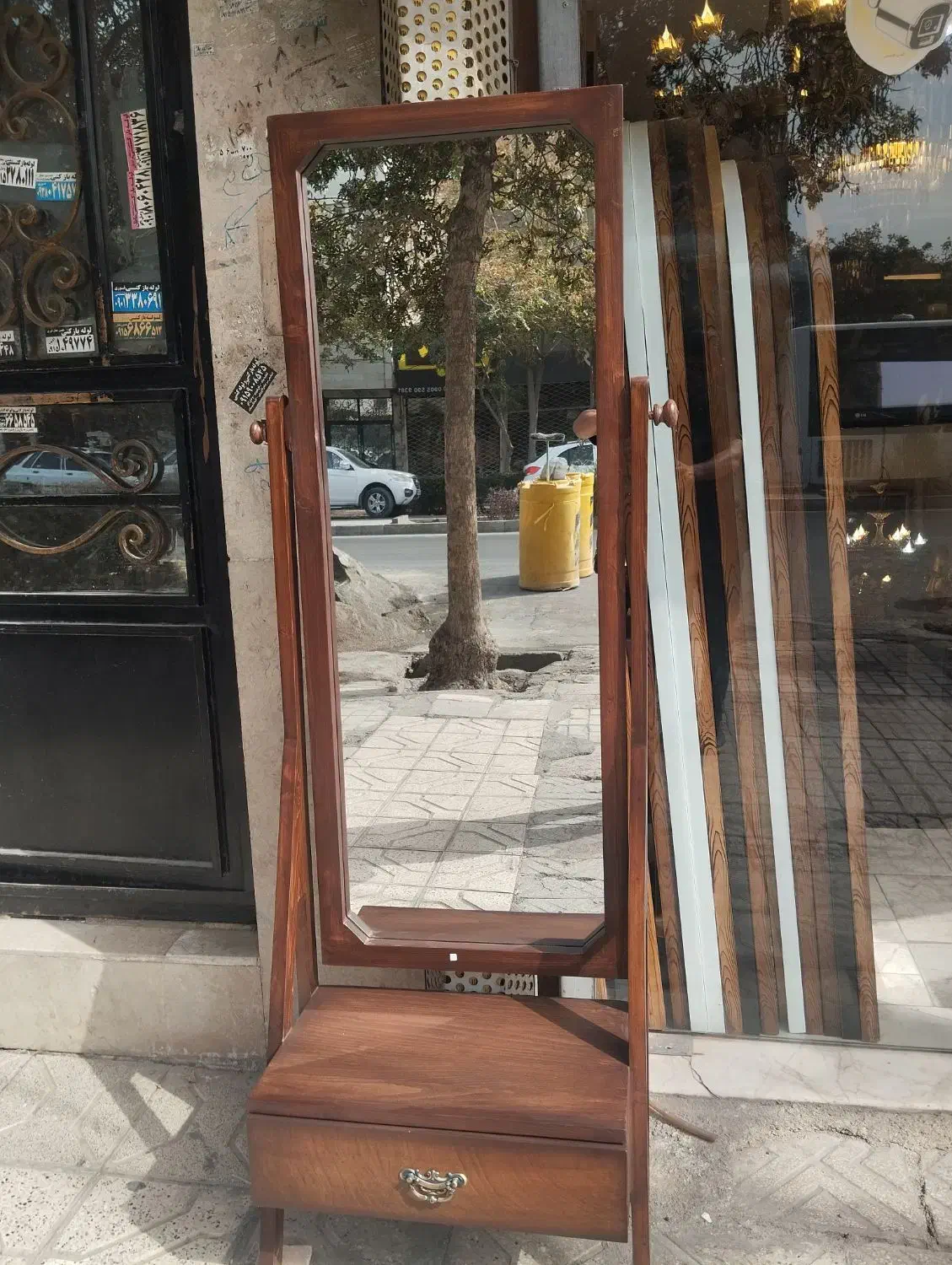 اینه کشودار اینه ها قدی گنبدی سایز مختلف|آینه|مشهد, طلاب|دیوار