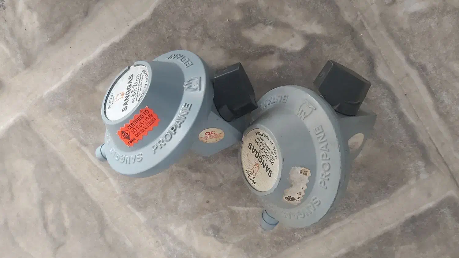 دو عدد رگولاتور گاز خانگی و تابلو تاکسی|اجاق گاز و لوازم برقی پخت‌وپز|جهرم, |دیوار