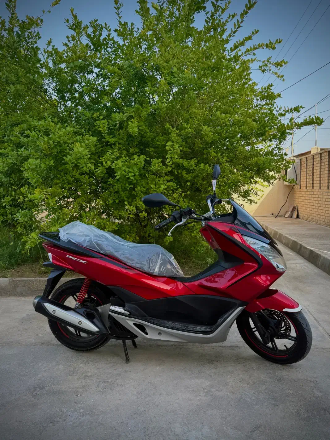 Pcx SP 2017|موتورسیکلت|چغادک, |دیوار