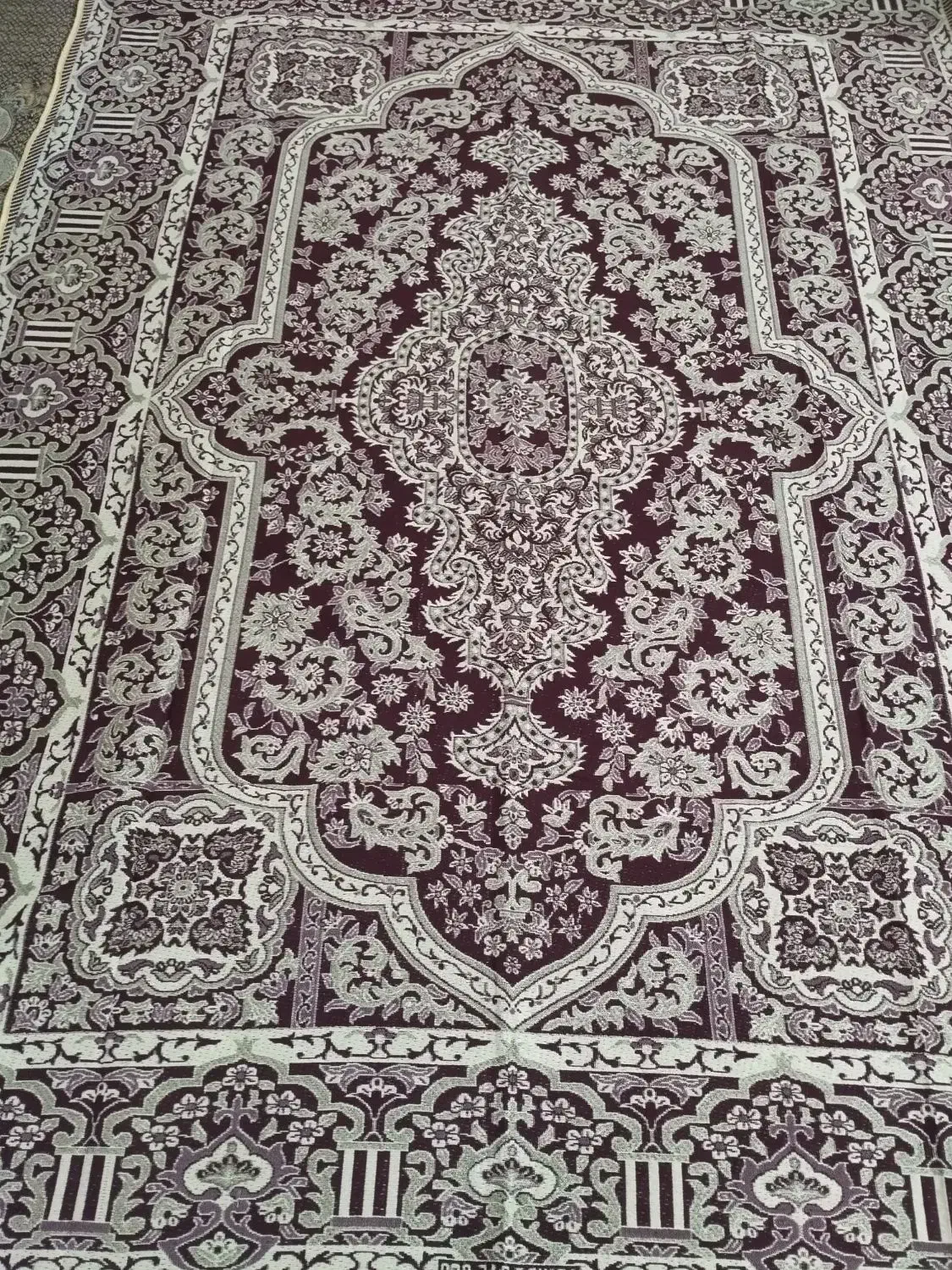 زیرسفره و روفرشی هدیه روز مادر|روفرشی|قم, طلاب غیر ایرانی|دیوار