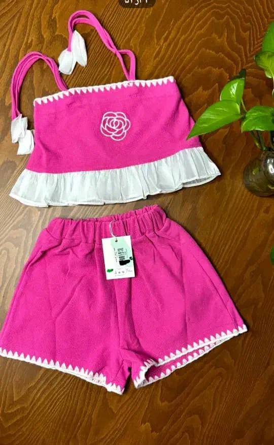 مقداری لباس بچه گانه همه مارک خارجی|کفش و لباس بچه|شیراز, میانرود|دیوار