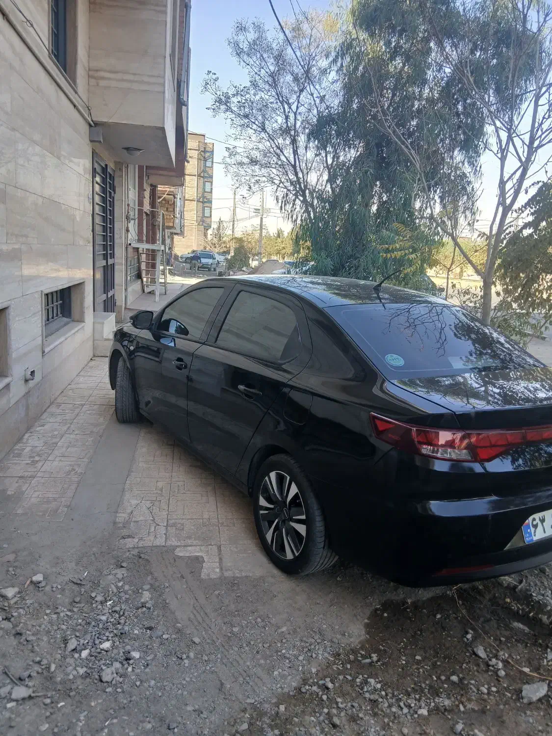 تارا مدل ۱۴۰۰۰ رنگی مشکی دنده|خودرو سواری و وانت|سیرجان, |دیوار