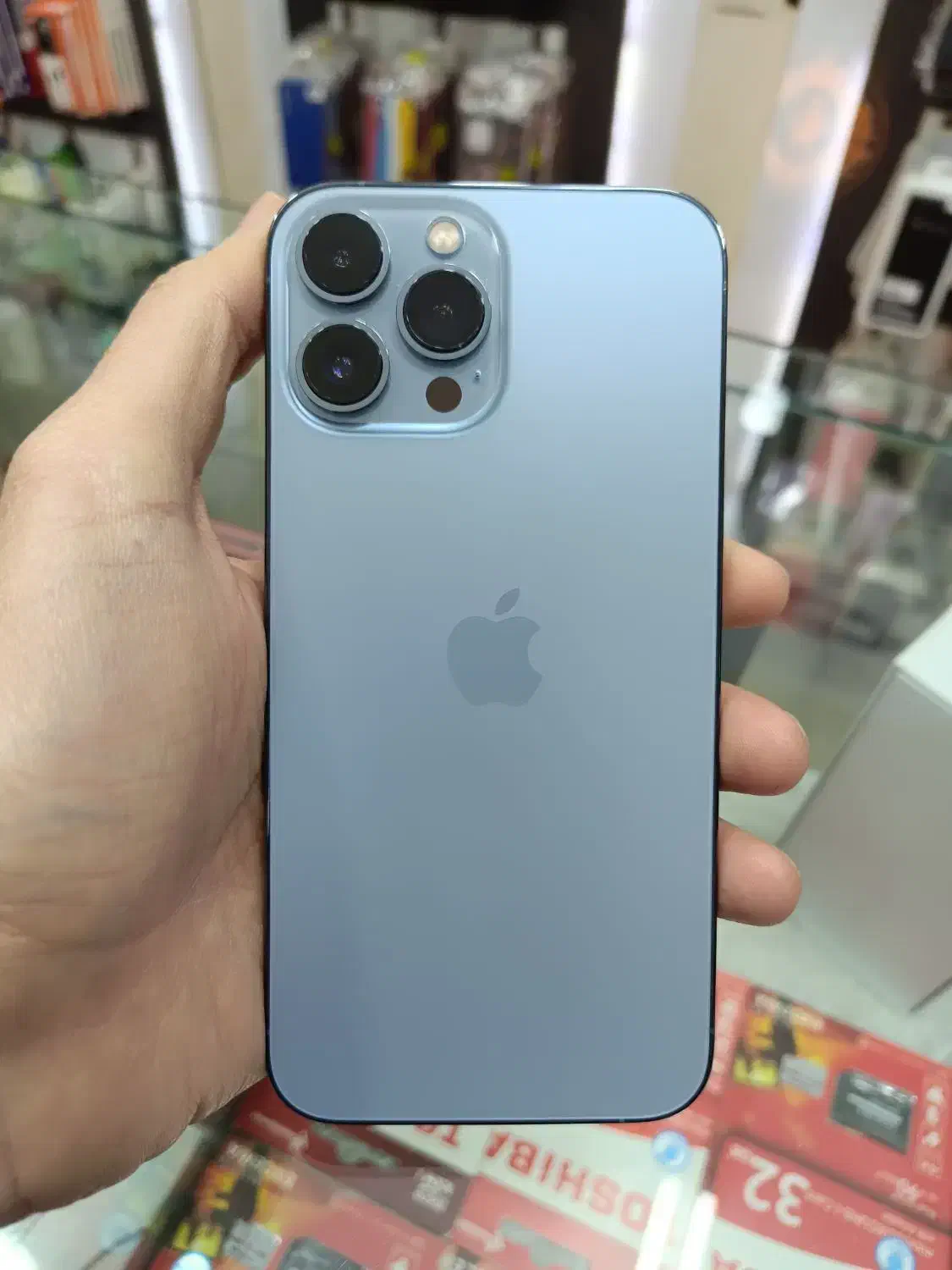 آیفون 13 پرو مکس با حافظهٔ ۲۵۶ گیگ باطری 99 فابریک|موبایل|یزد, |دیوار