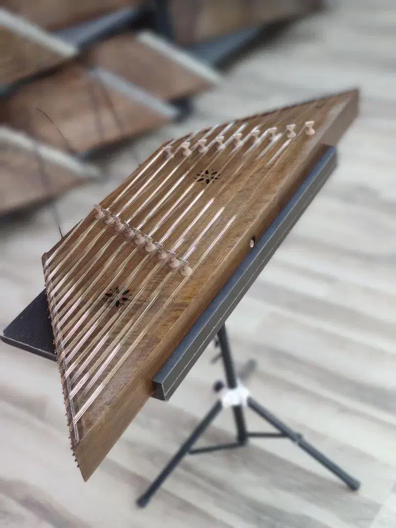 سنتور|سازهای سنتی|کرج, برغان|دیوار