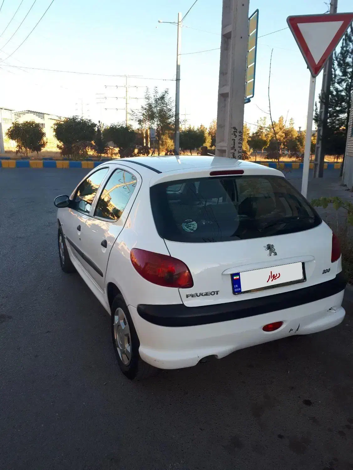 206 tu3 مدل ۹۸|خودرو سواری و وانت|مشهد, شهرک صنعتی توس|دیوار