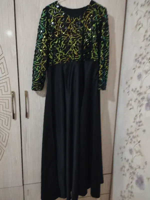 لباس مجلسی|لباس|تالش, هشتپر|دیوار