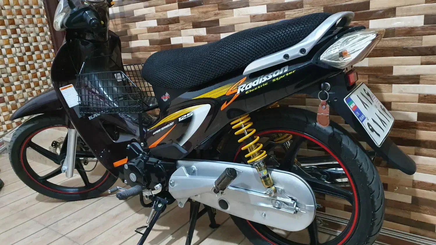 کویررادیسون|موتورسیکلت|کرمان, |دیوار