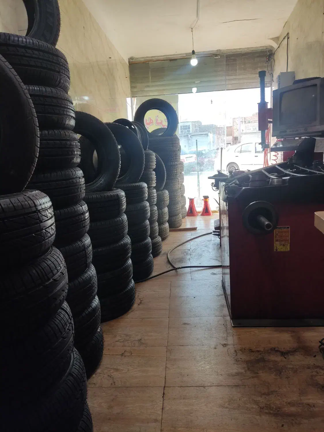 بارز   یزد.  کویر.  رازی.  ایران تایر  بنرخ دولتی|قطعات یدکی و لوازم جانبی|قرچک, باقرآباد|دیوار