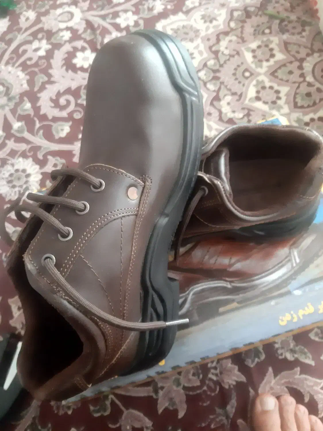 کفش ایمنی به شماره ۴۲و۴۳ میخوره|کیف، کفش، کمربند|فیروزآباد (فارس), |دیوار