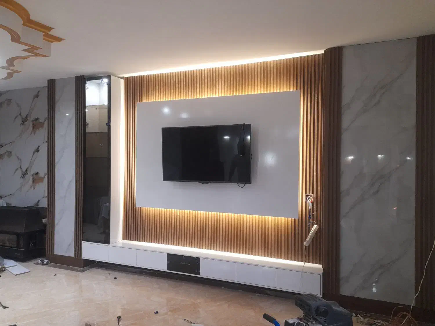 اجرا و نصب tv و ماربل شیت و ترمووال|خدمات پیشه و مهارت|ساری, |دیوار
