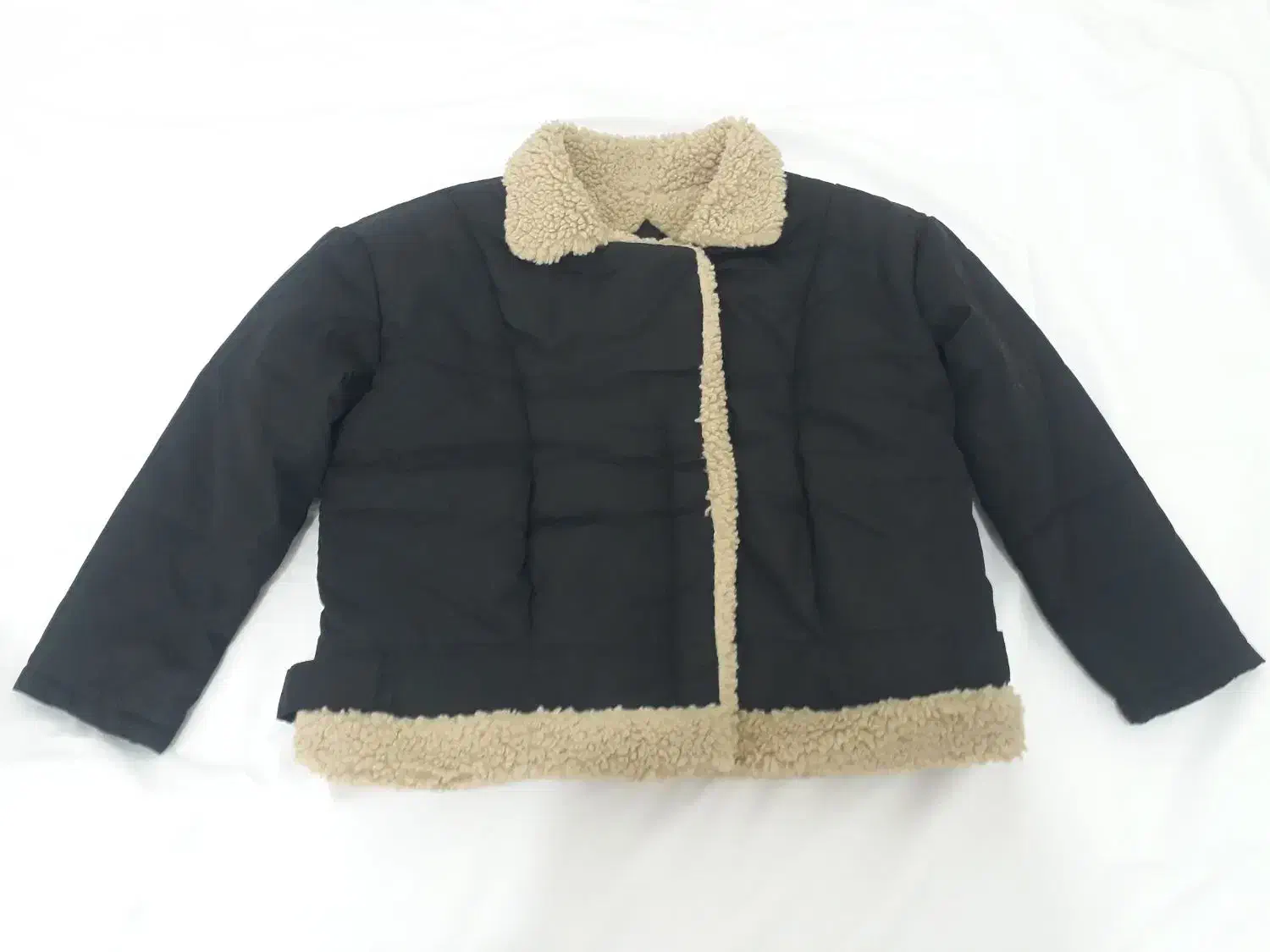 کاپشن|لباس|ملایر, |دیوار