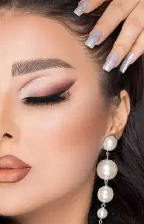 میکاپ حرفه ای اماده همکاری با سالن|خدمات آرایشگری و زیبایی|ملایر, |دیوار