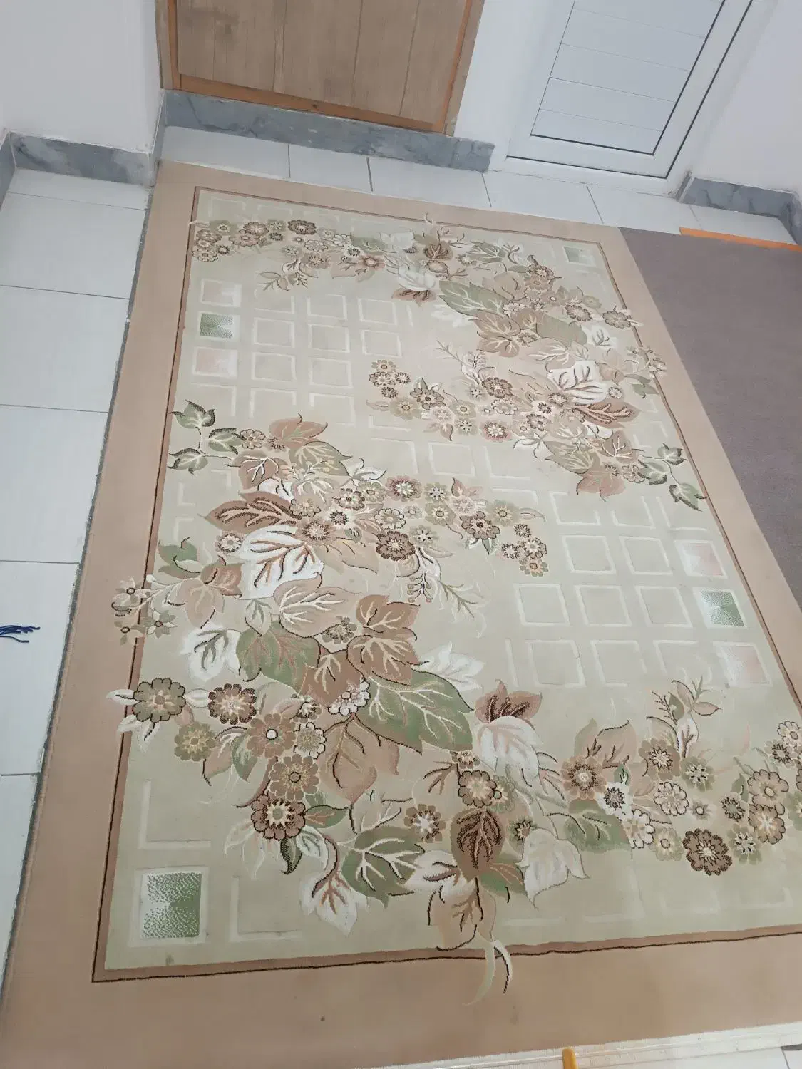 فرش چهار متری سالم بدون زدگی و پارگی|فرش|ساری, |دیوار