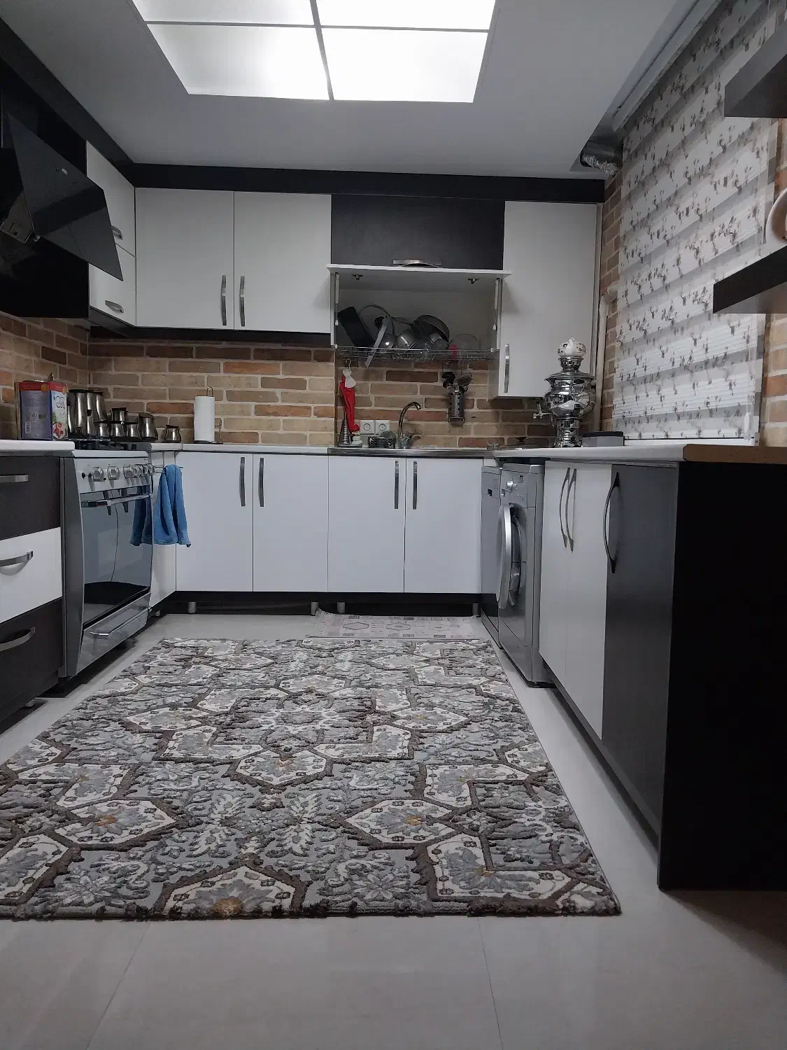 فروش فوری ۸۰ متری بعلت مهاجرت|فروش آپارتمان|کرج, شهرک فهمیده|دیوار