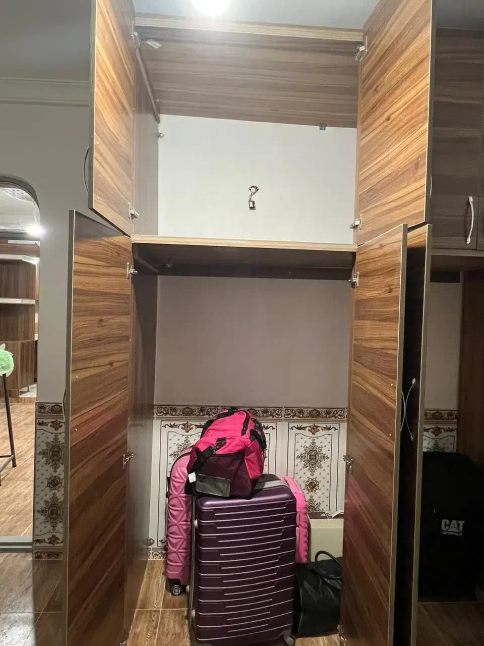 کمد بزرگ|جاکفشی، کمد، دراور|ارومیه, |دیوار