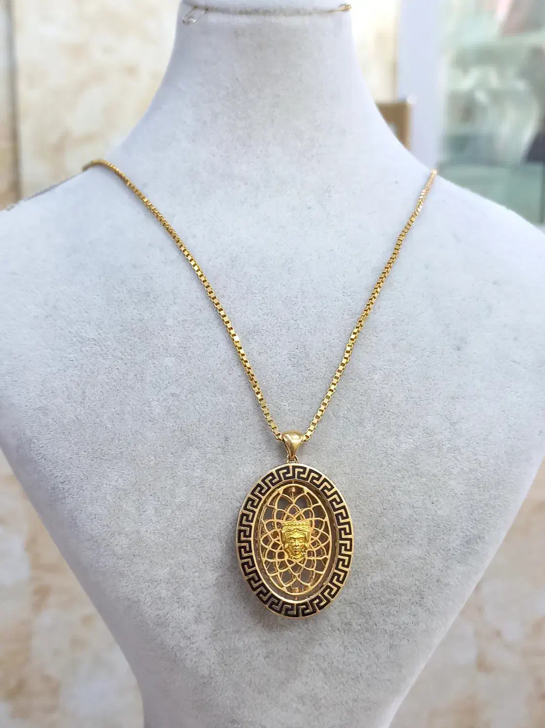 طلا مدال دوطرفه ورساچه و زنجیردیپلمات(بدون اجرت)|جواهرات|تبریز, |دیوار