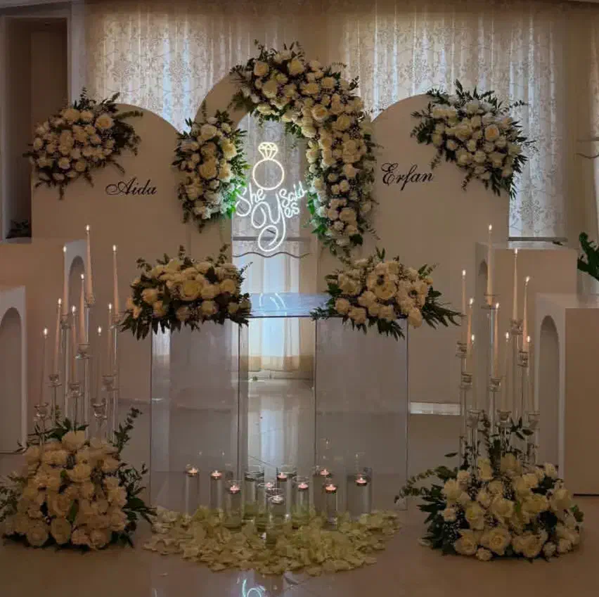 گل آرایی|خدمات پذیرایی، مراسم|کاشان, مفتح|دیوار