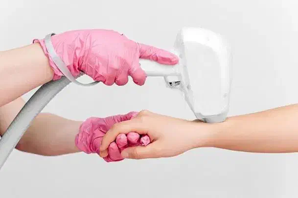 لیزر الکساندرایت. رفع تیرگی بدن. حذف تاتو|خدمات آرایشگری و زیبایی|تربت‌حیدریه, فرمانداری|دیوار