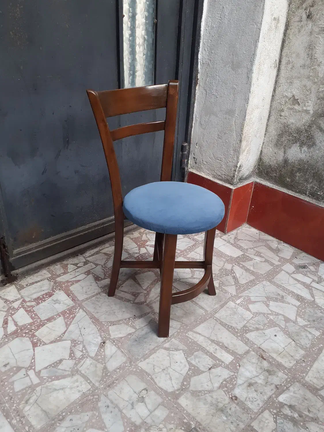 تکی های زیبا|صندلی و نیمکت|لاهیجان, گلستان|دیوار