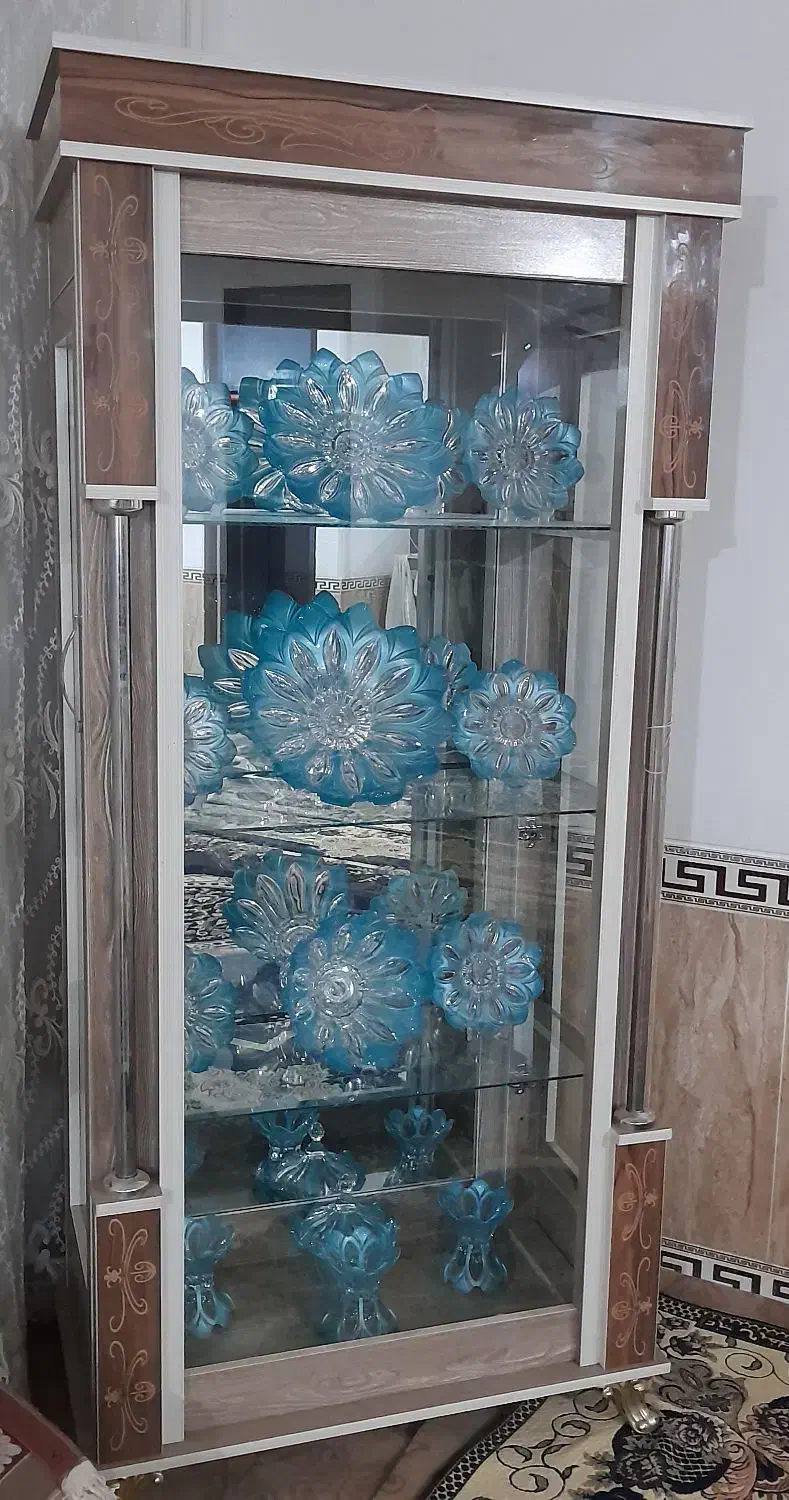 کمد بچه در حد نو وبوفه|جاکفشی، کمد، دراور|همدان, |دیوار