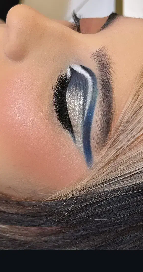 آموزشگاه فنی و حرفهای آرایشی|خدمات آموزشی|بم, |دیوار