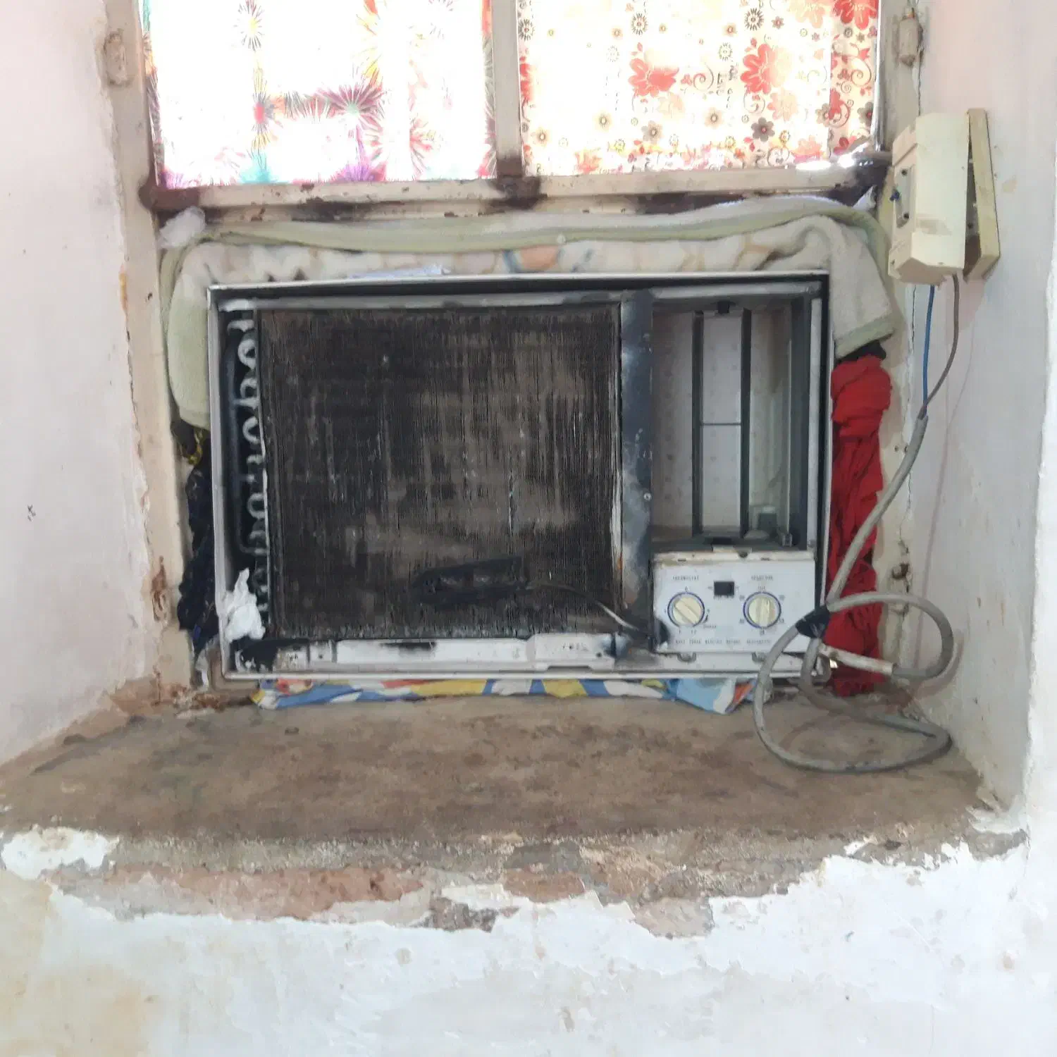 کولر|کولر گازی و فن‌کوئل|مسجد سلیمان, |دیوار