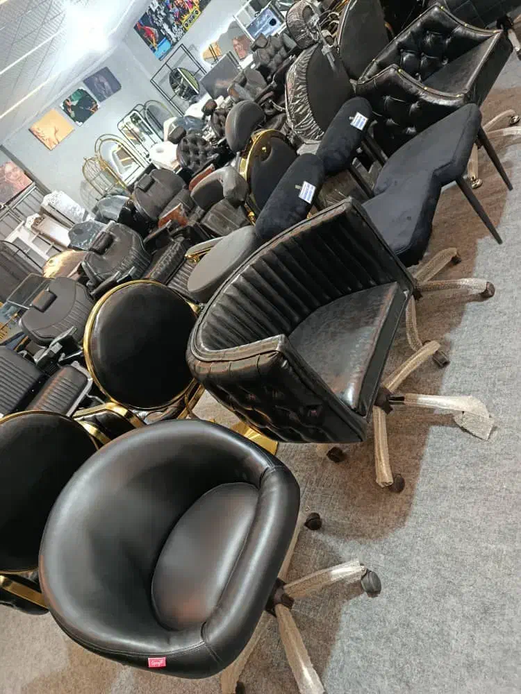 ترولی سه کشو دو رنگ مشکی|آرایشگاه و سالن‌های زیبایی|یزد, |دیوار