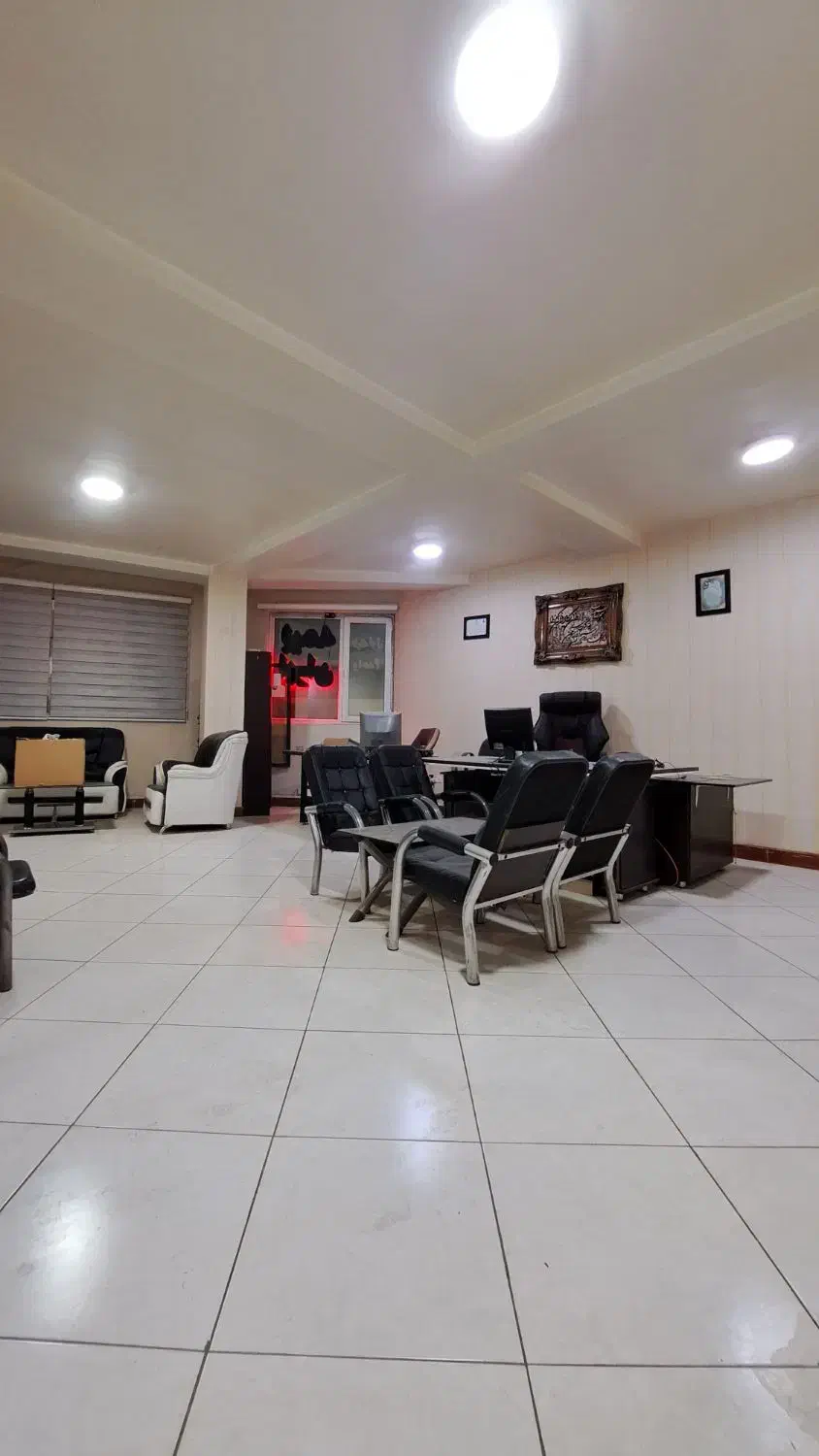 اجاره واحد اداری ۹۰ متری / تاپ لوکیشن میدان مادر|اجارهٔ دفتر کار، اتاق اداری، مطب|پاکدشت, پاکدشت (مامازند)|دیوار