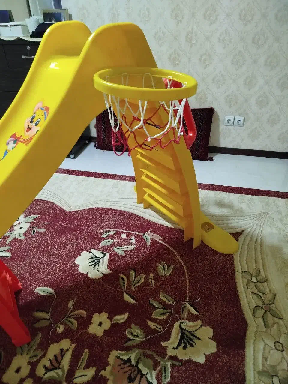 سرسره بازی|اسباب‌بازی بچه|مشهد, دانشجو|دیوار