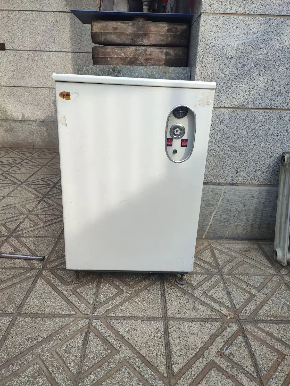 پکیج زمینی افروز|آبگرمکن، پکیج، شوفاژ|همدان, |دیوار