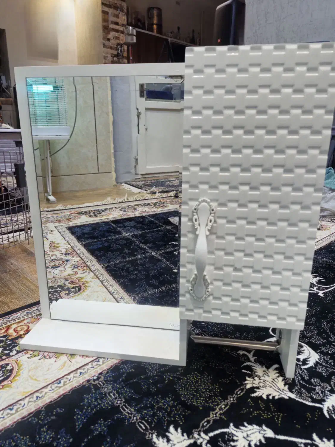 اینه روشویی|لوازم سرویس بهداشتی|مرودشت, تامین اجتماعی‎|دیوار