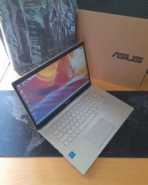 لپتاپ استوک فقط با یک برگ چک و گارانتی تعویض|رایانه همراه|تهران, میرداماد|دیوار