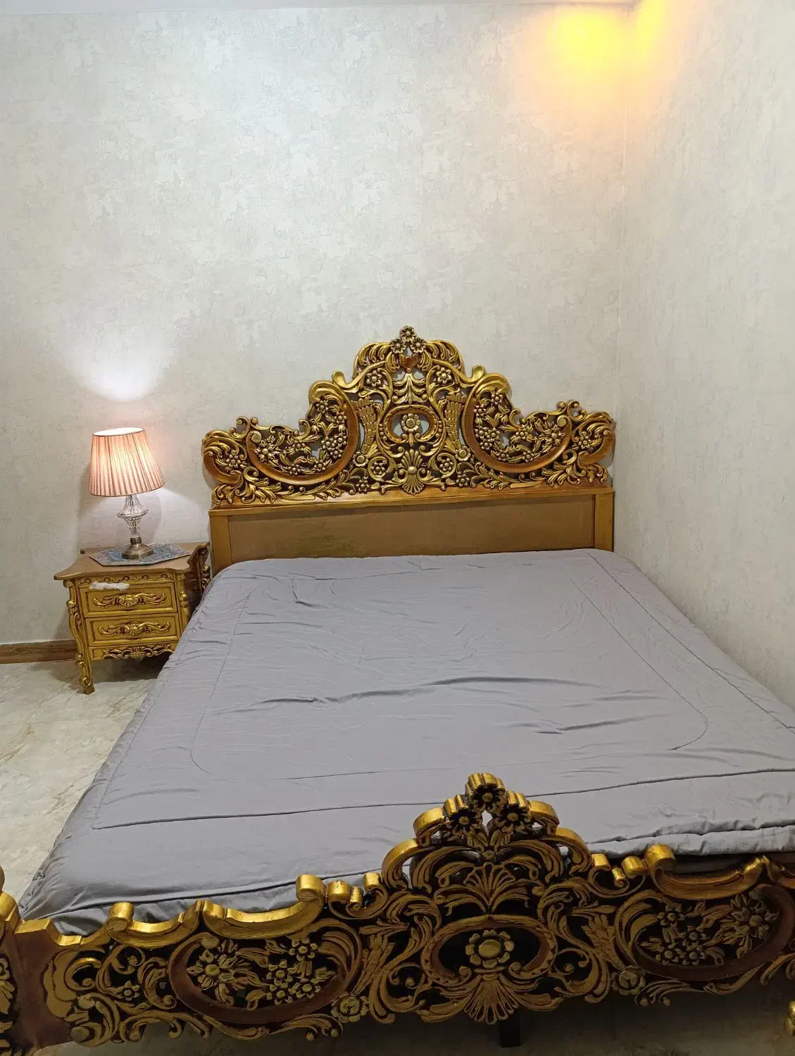 تخت دو نفره سالم|تخت و سرویس خواب|گلستان (تهران), |دیوار