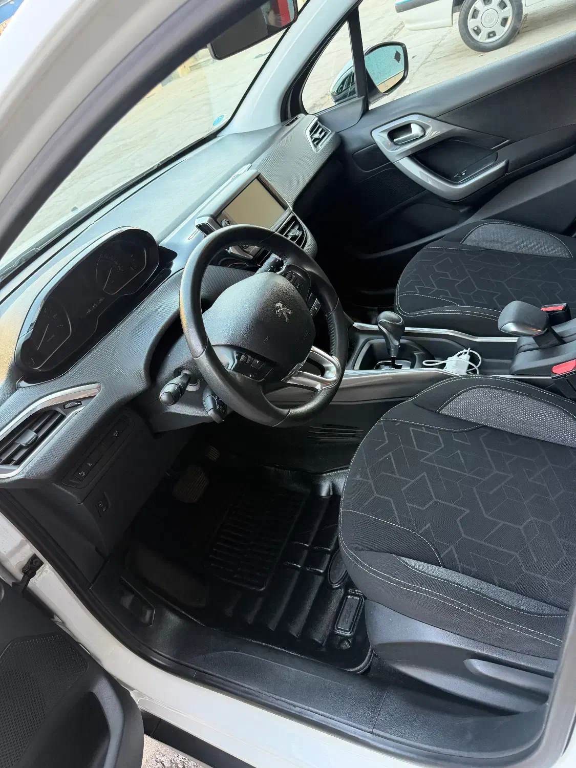 پژو۲۰۰۸ مدل۹۶|خودرو سواری و وانت|کرج, فاز ۴ مهرشهر|دیوار