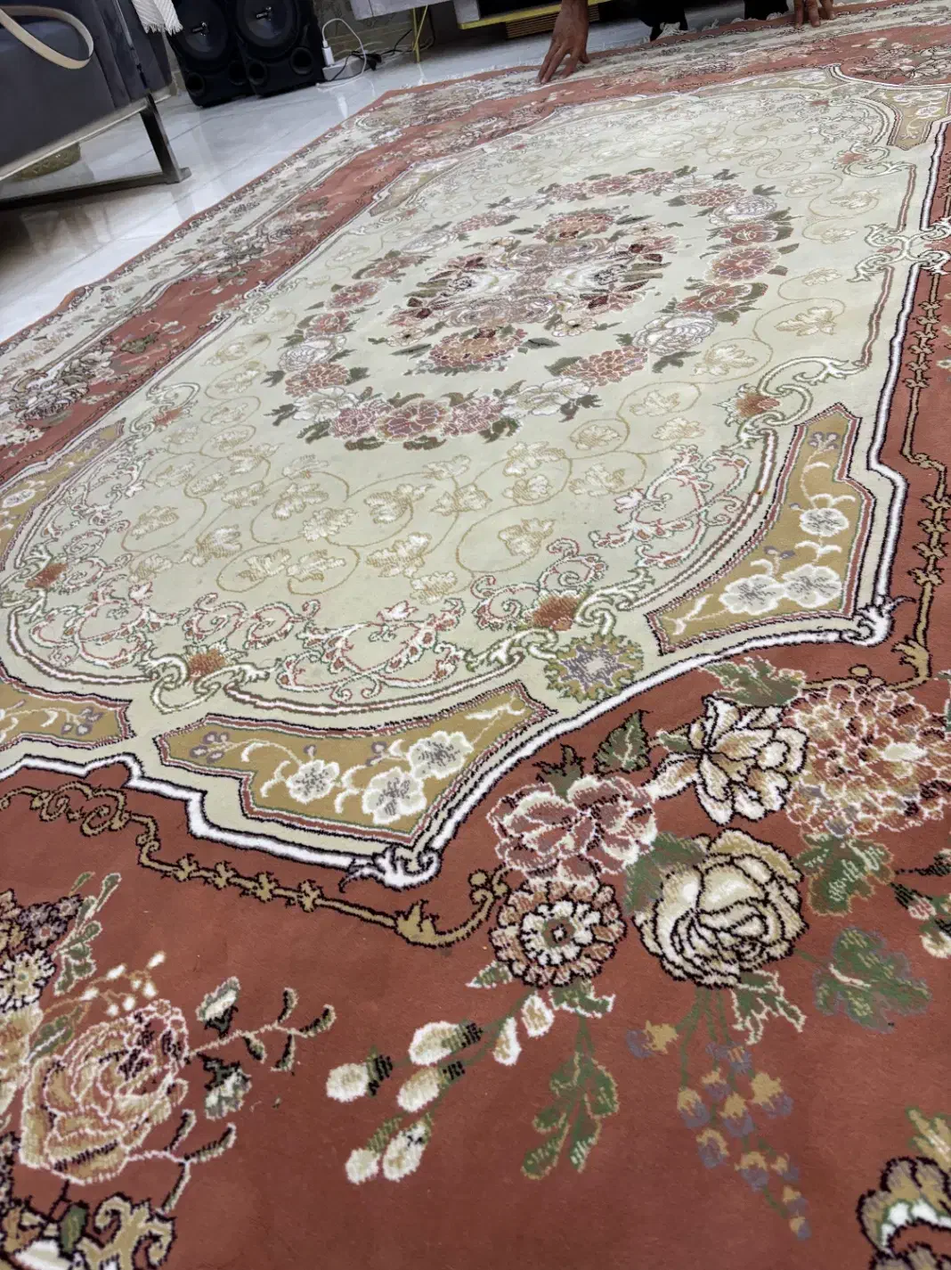 فرش|فرش|پرند, فاز ۵|دیوار