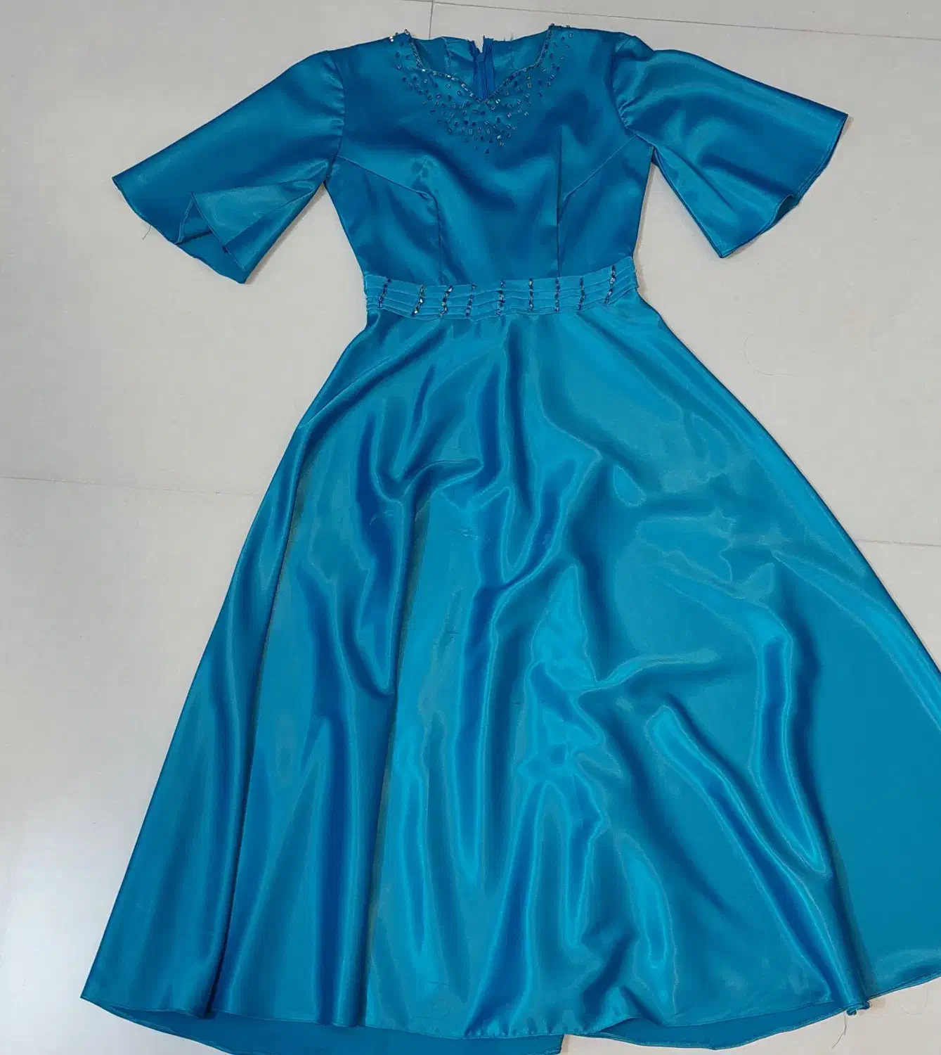 پیراهن مجلسی|لباس|نیشابور, شهرک قدس|دیوار