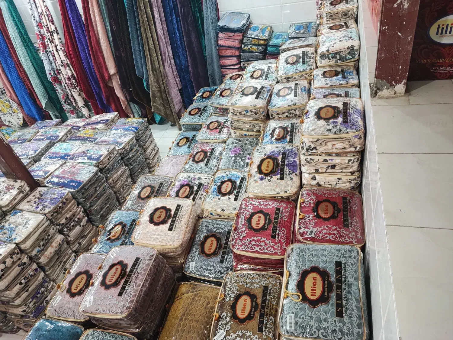 پخش عمده پتو لیلیان ، نرمینه ،مسافرتی با کف قیمت|رختخواب، بالش، پتو|خرم‌آباد, |دیوار