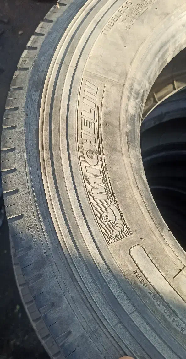 شش حلقه لاستیک 205/75 تیوبلیس Michelin|قطعات یدکی و لوازم جانبی|قدس, هفت جوی|دیوار