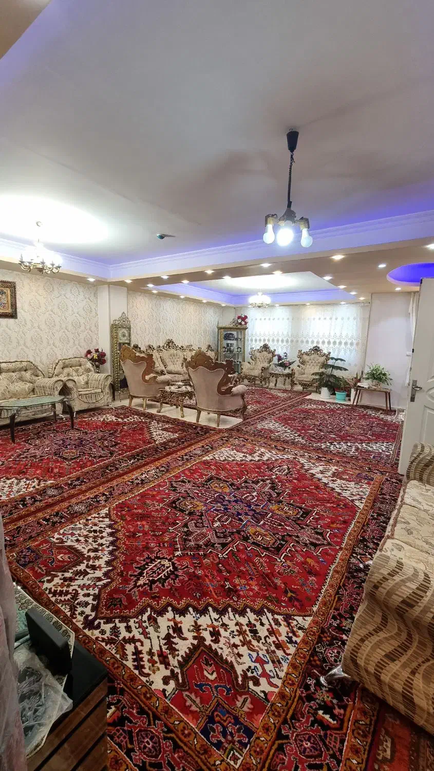 فروش آپارتمان ۱۳۰ متر خیابان حافظ|فروش آپارتمان|تبریز, |دیوار
