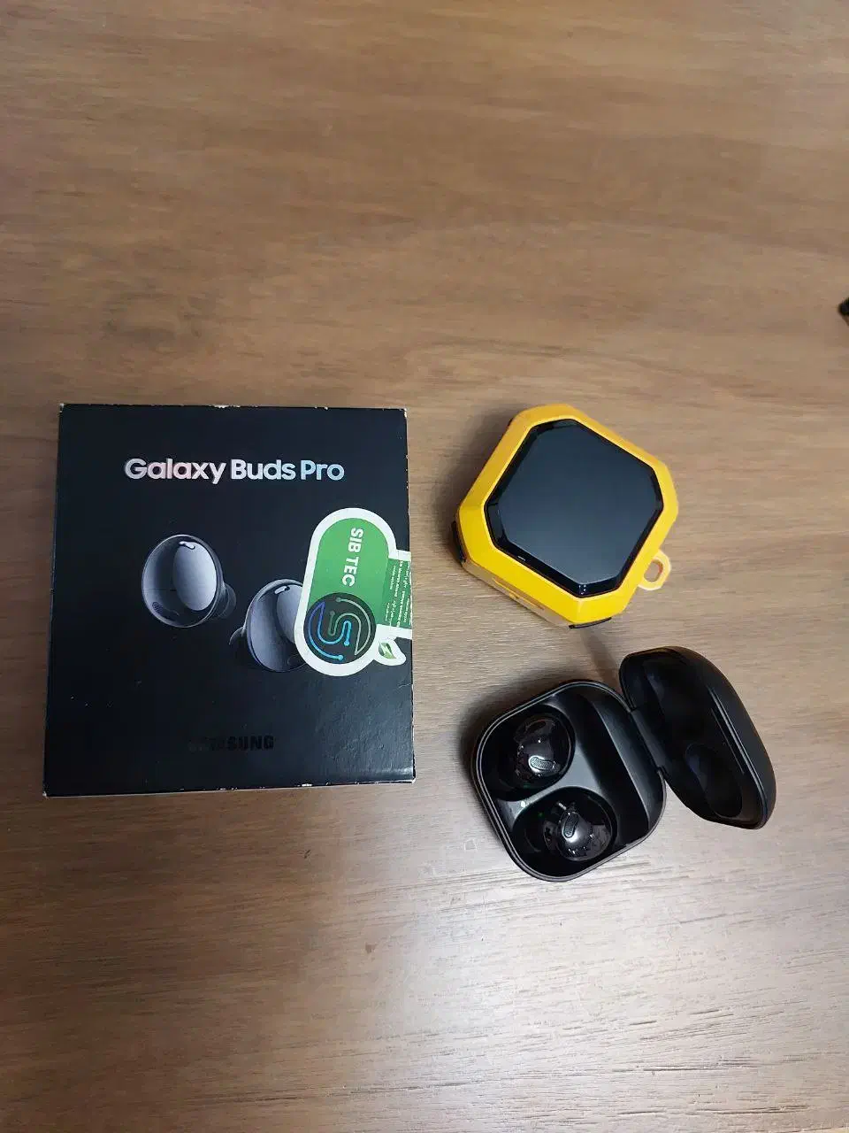 نقد یا تعویض با آیفون   S24 UITRA|موبایل|شاهین‌شهر, شهرک میلاد|دیوار