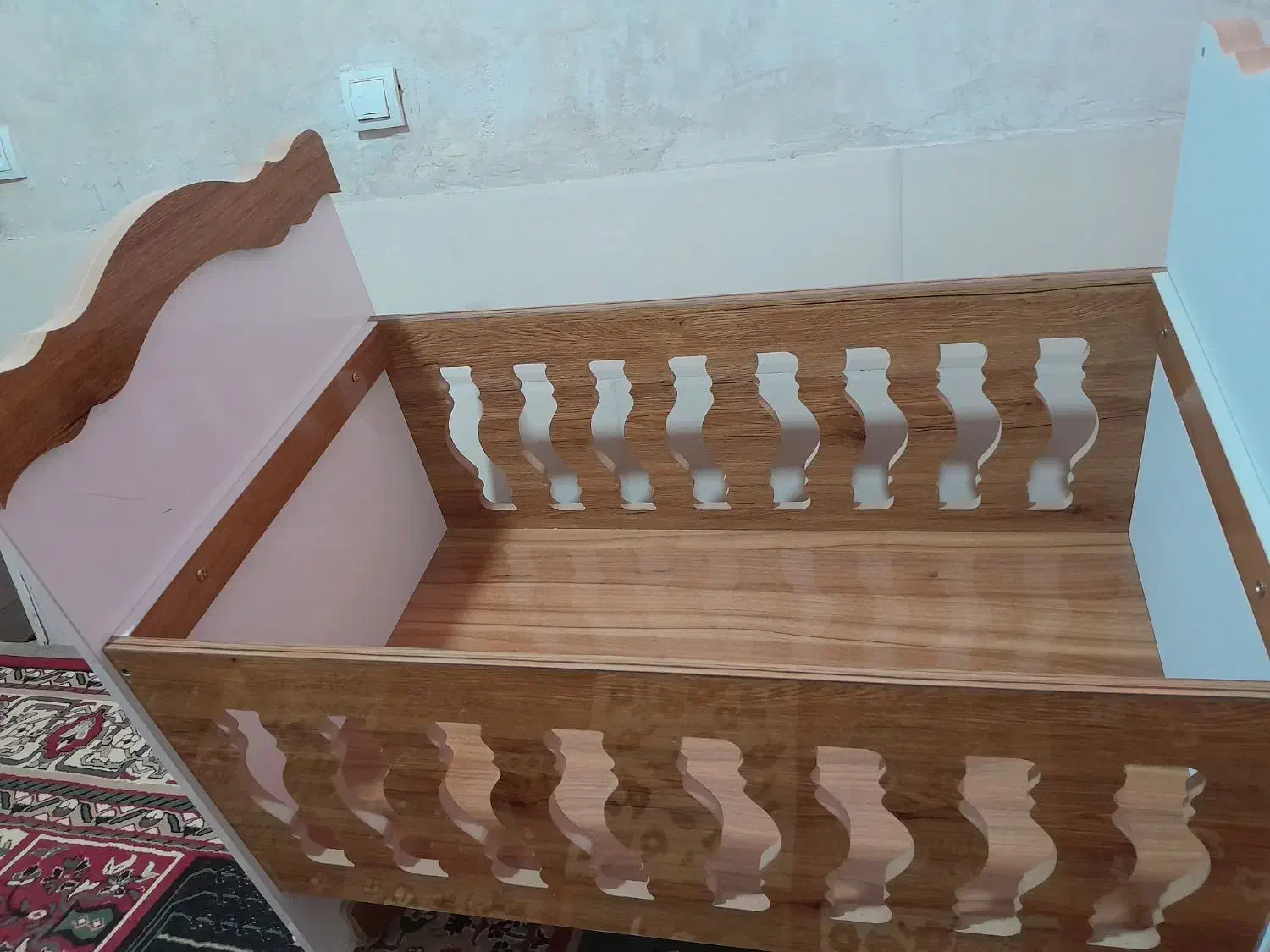 تخت نوزاد|اسباب و اثاث بچه|مرودشت, ژیان|دیوار