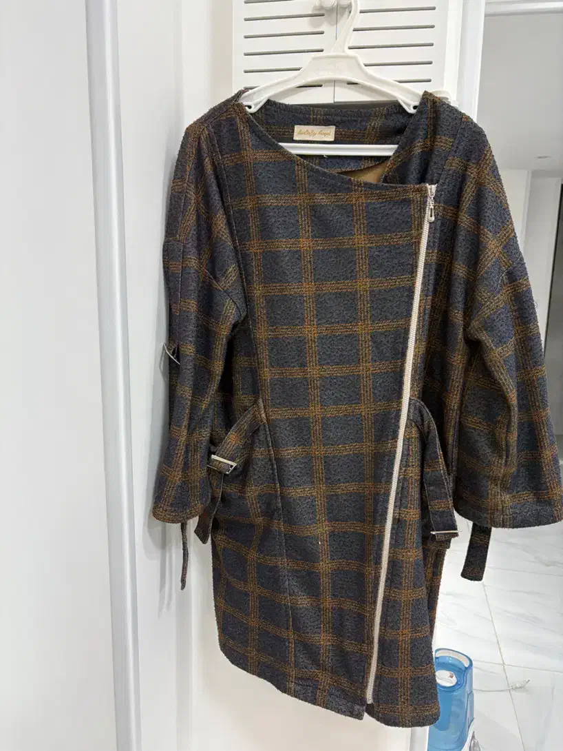 مانتو ضخیم زمستانه|لباس|نجفآباد, ویلاشهر|دیوار